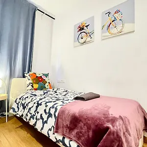 Ostello Sharing Flats In Gotico, Barcellona